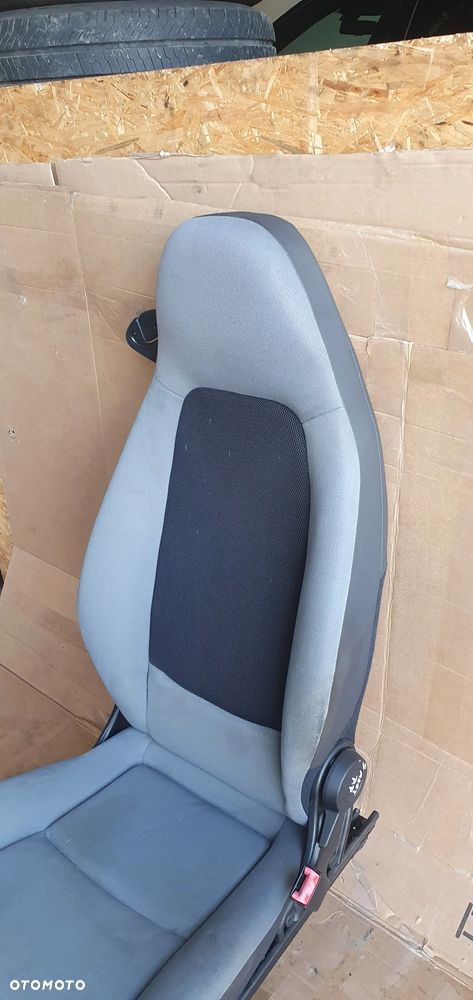 Fotel pasażera prawy przód przedni Smart ForTwo II - 4