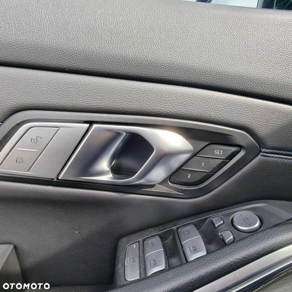 BMW Seria 3 M340d xDrive mHEV sport - 16