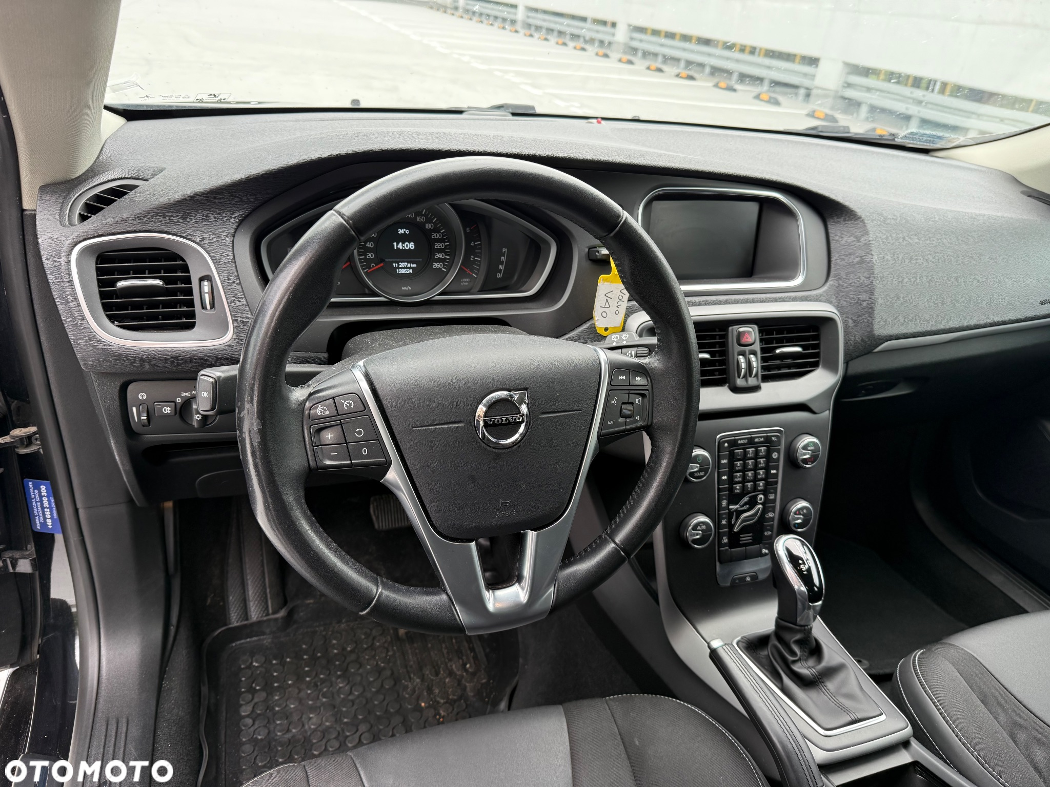Volvo V40 D3 Drive-E Momentum - 13