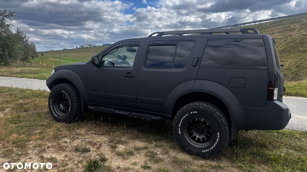 Nissan Pathfinder - 4