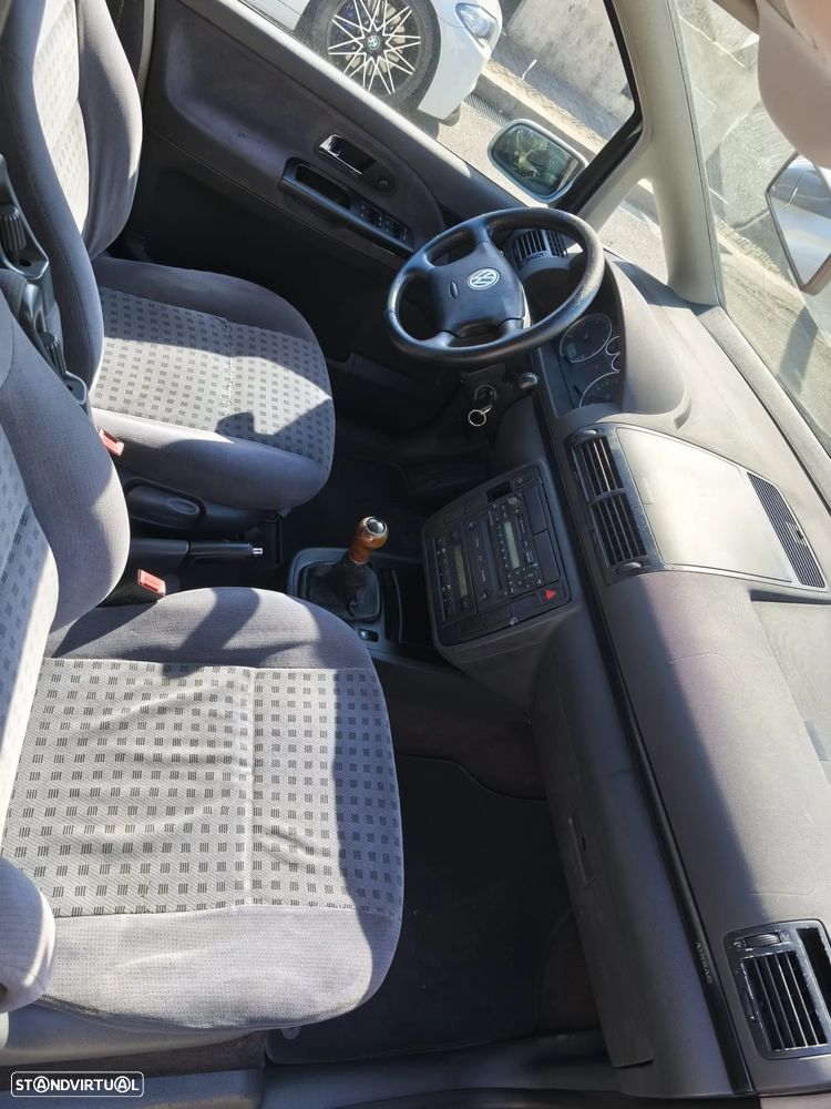 VW Sharan 1.9 TDi Confortline - 12
