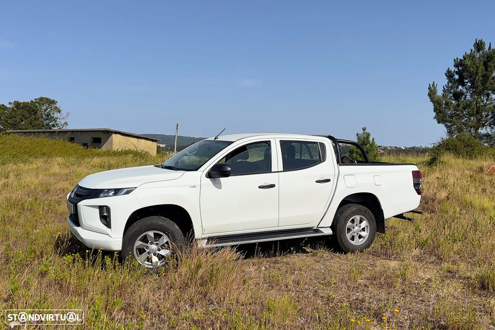 Mitsubishi L200 2.3 DI-D Space Cab Invite 4WD - 5