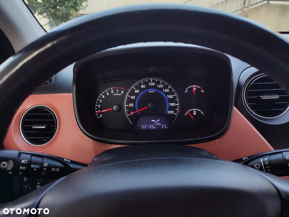 Hyundai i10 1.0 YES - 36