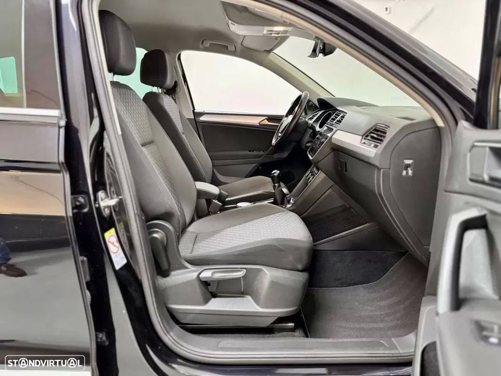 VW Tiguan 1.6 TDI Confortline - 45