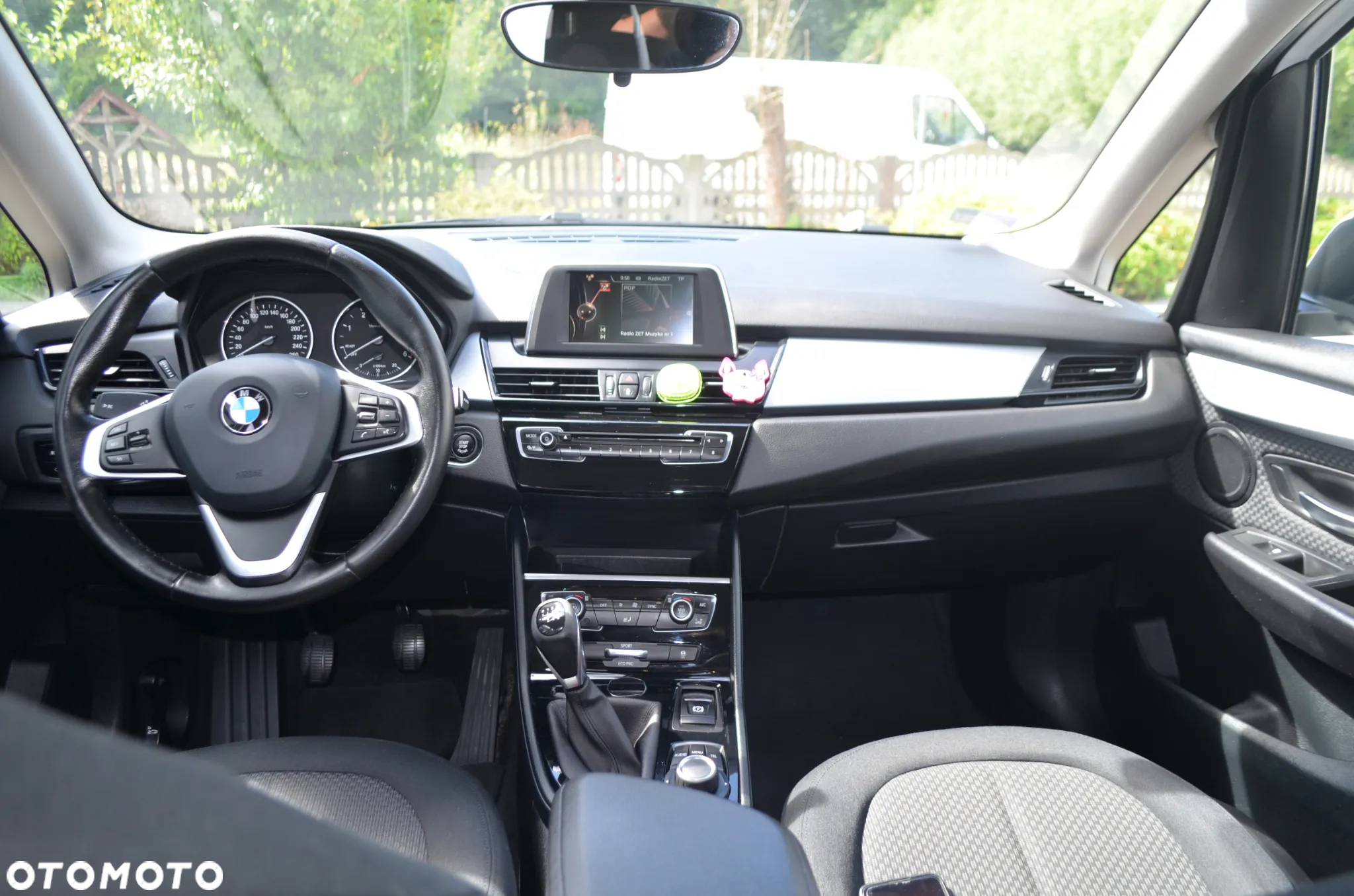 BMW Seria 2 216d - 16