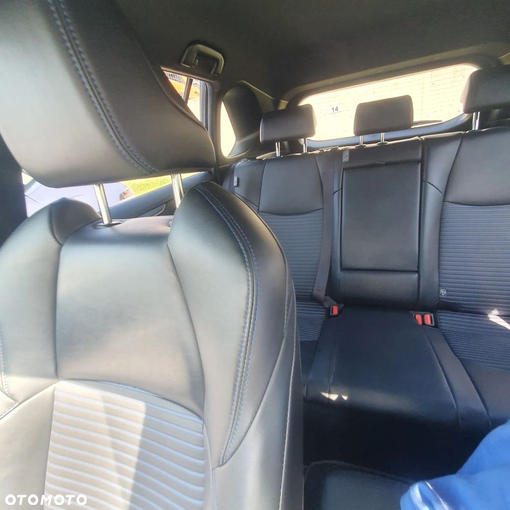 Toyota RAV4 2.5 Hybrid Black Edition by JBL 4x2 - 4