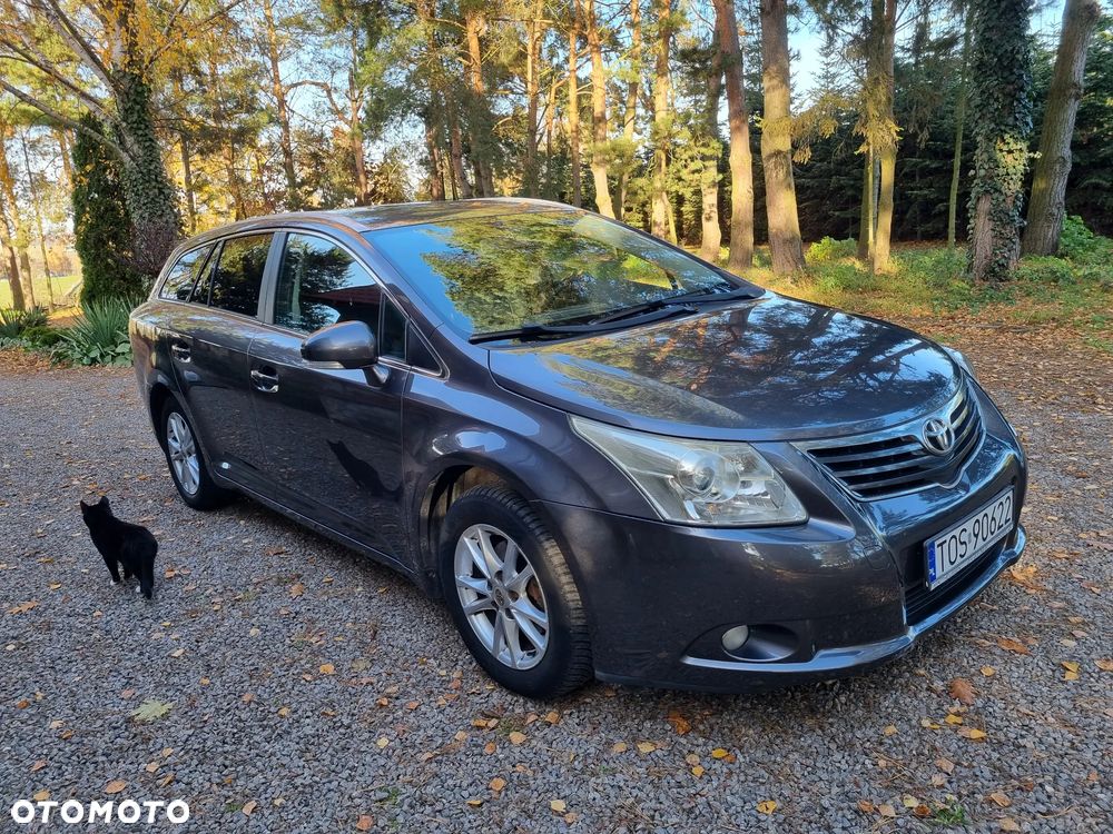 Toyota Avensis 2.0 D-4D Premium - 12