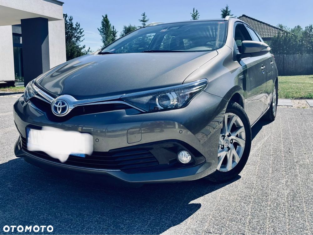 Toyota Auris - 1