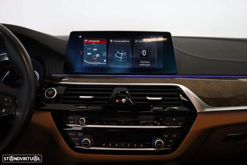 BMW 530 e iPerformance Line Luxury - 32