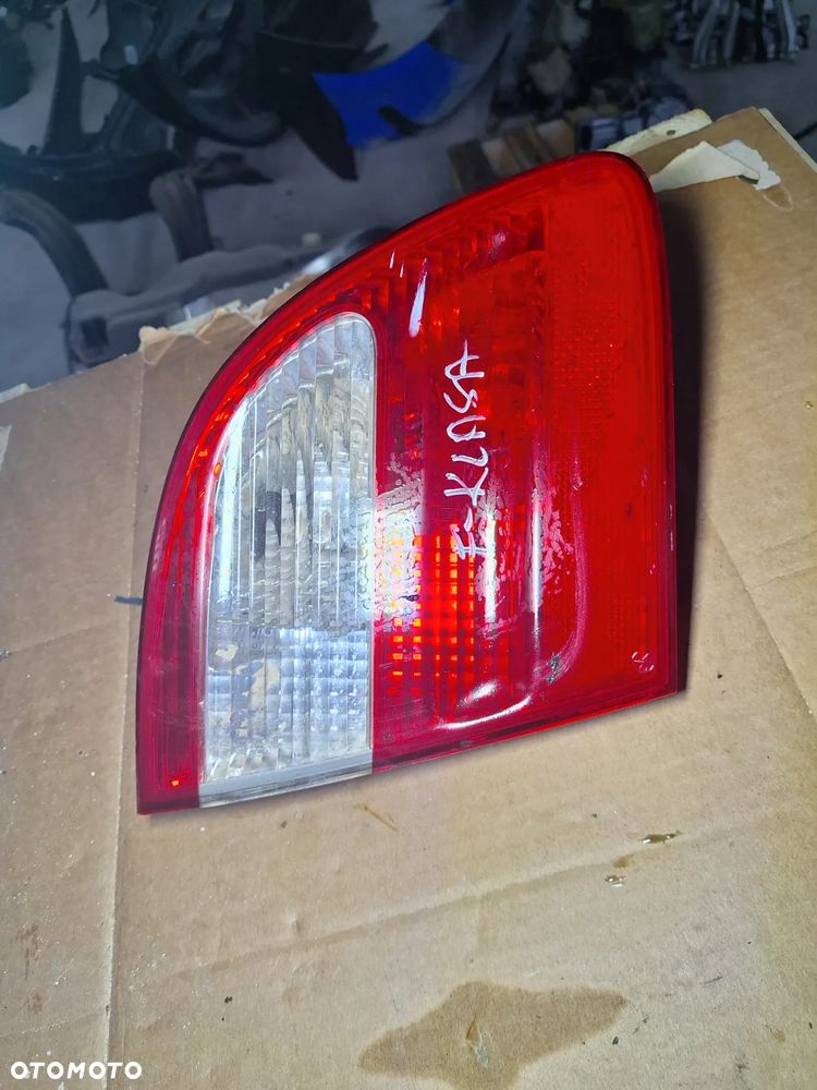 lampa prawa tył klapy  MERCEDES W211 KOMBI - 2