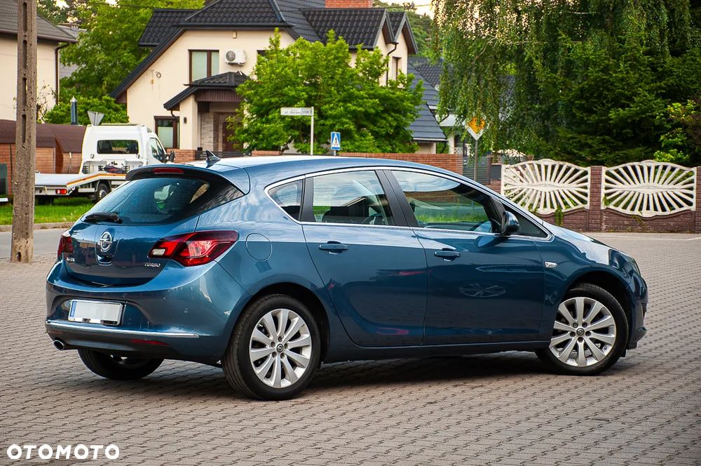 Opel Astra 1.4 Turbo - 22