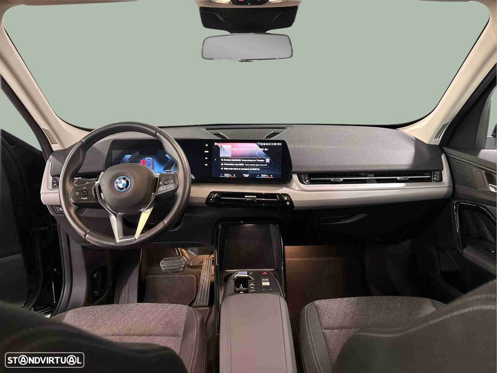 BMW iX1 xDrive30 - 6
