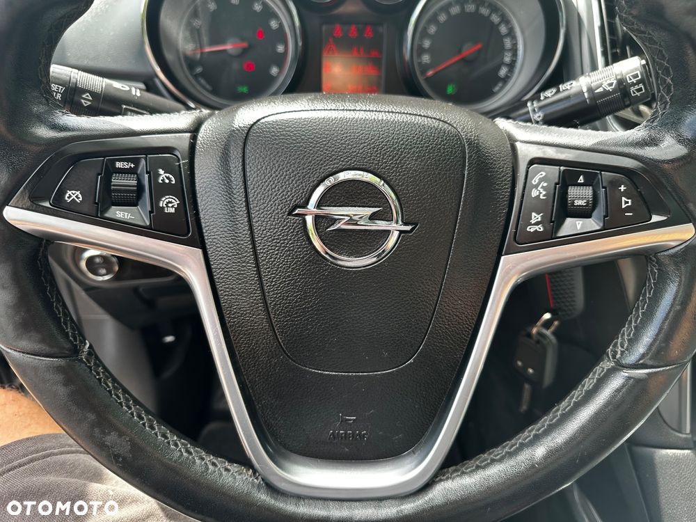 Opel Zafira - 22