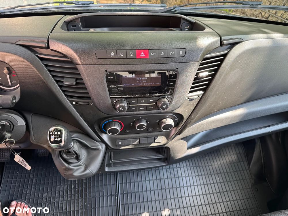Iveco 3.0 Daily 35C16 kontener winda 750kg - 25