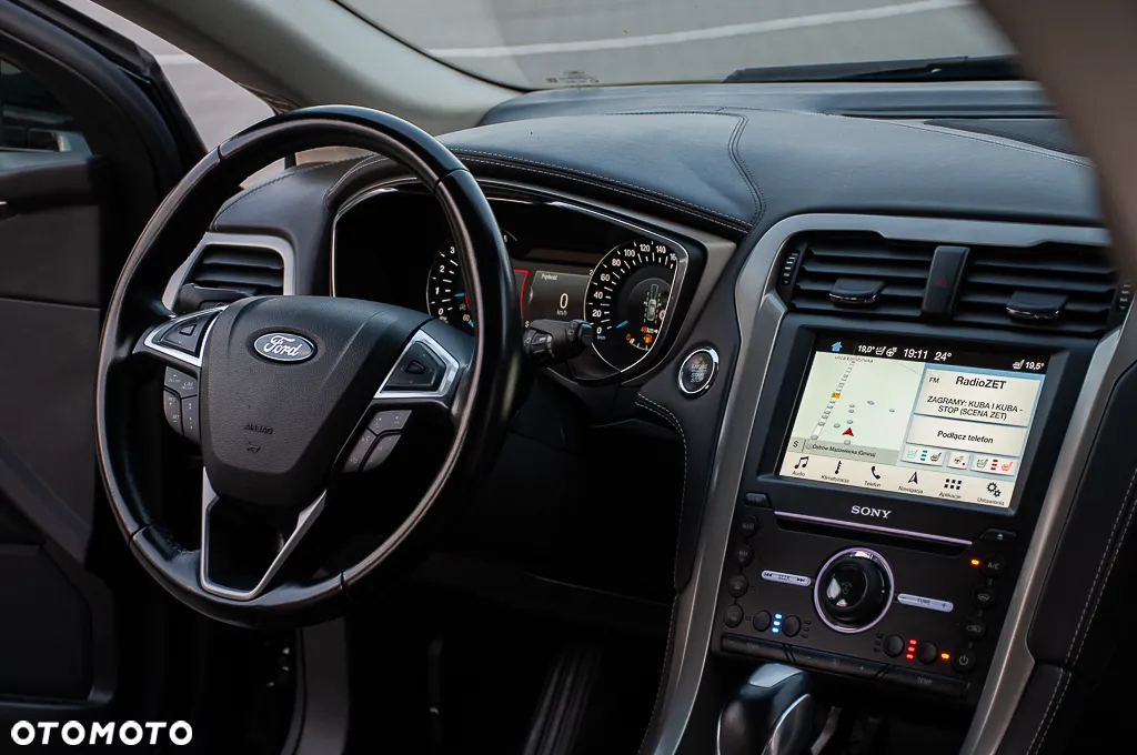 Ford Mondeo Turnier 2.0 TDCi PowerShift-Aut Allrad Vignale - 11
