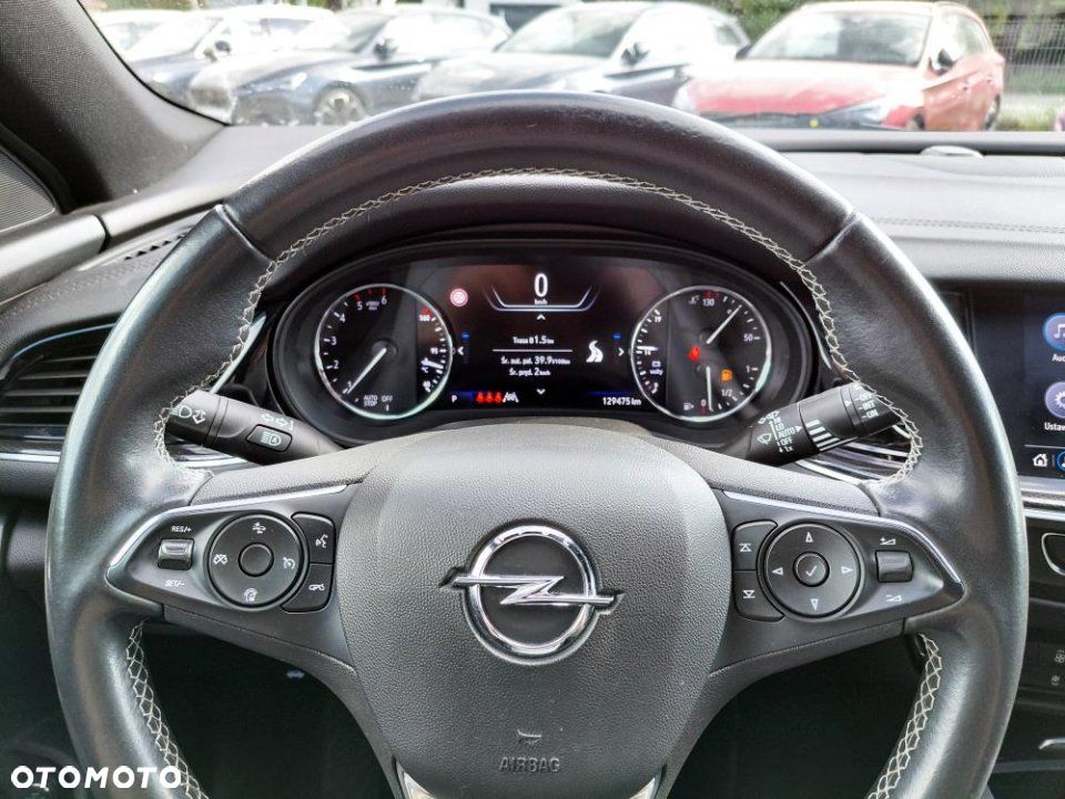 Opel Insignia - 14