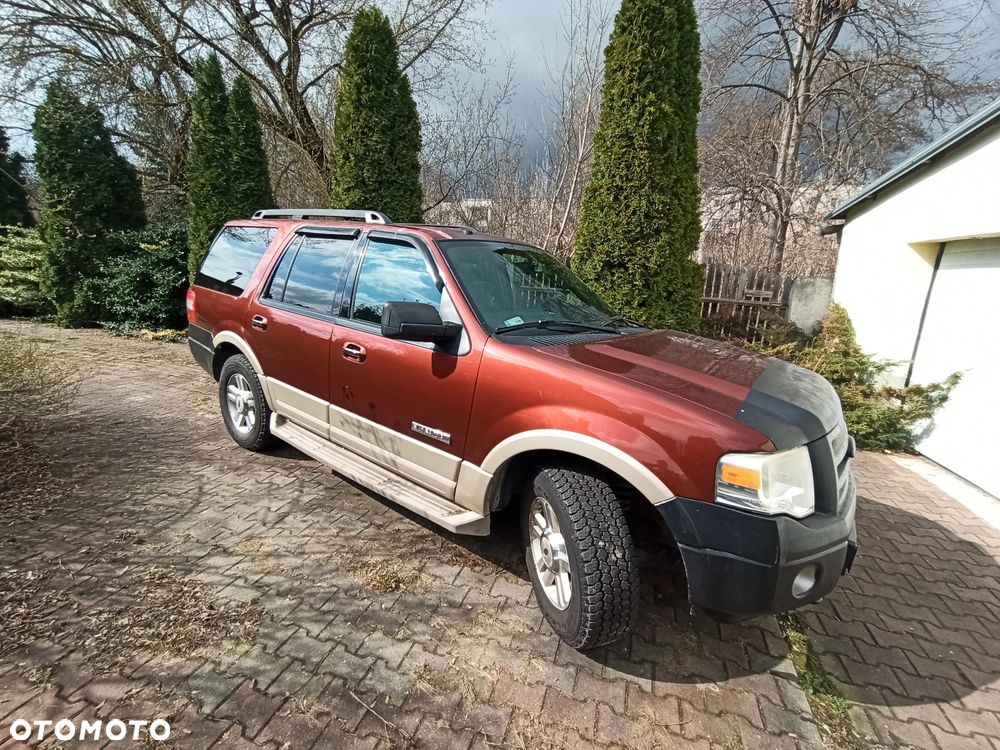 Ford Expedition - 1