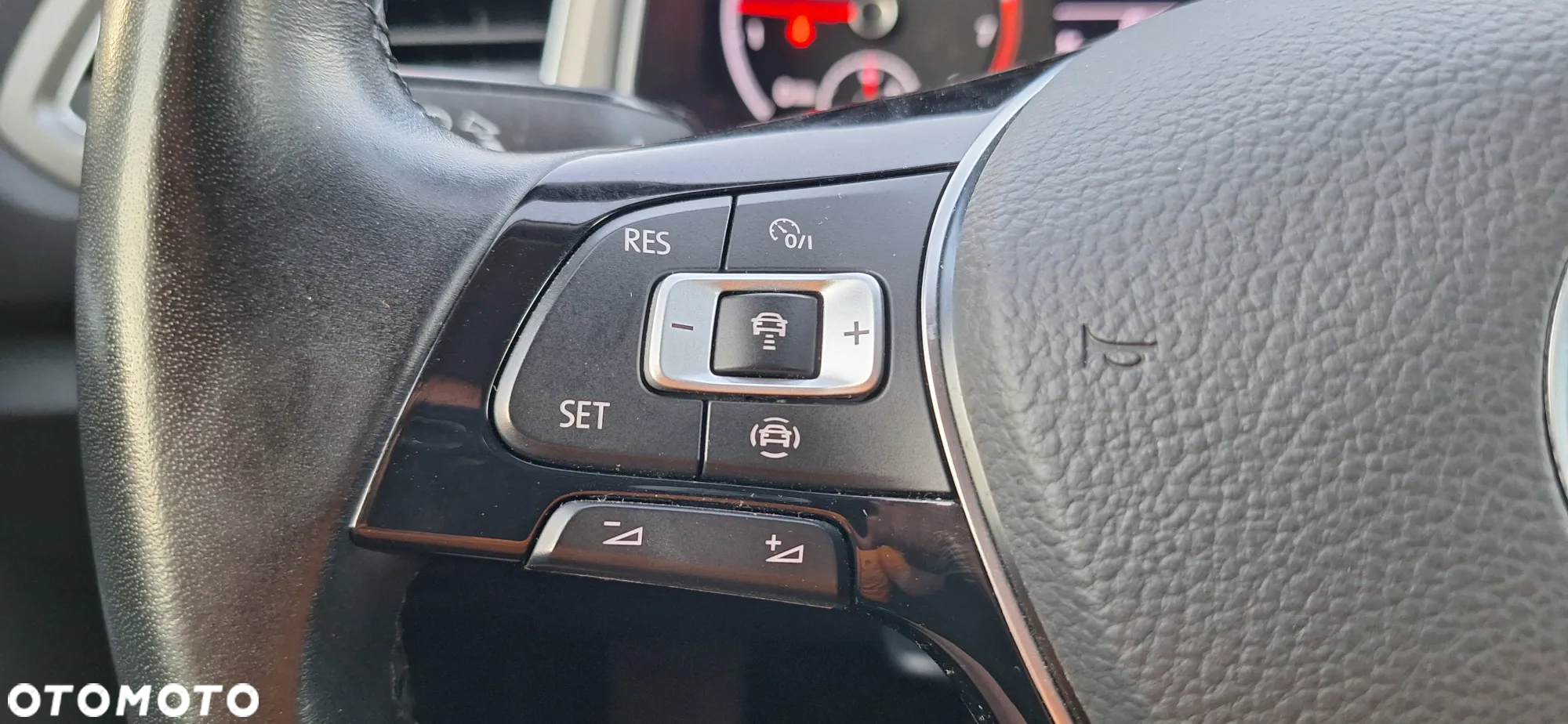 Volkswagen T-Roc 1.5 TSI ACT Advance DSG - 19