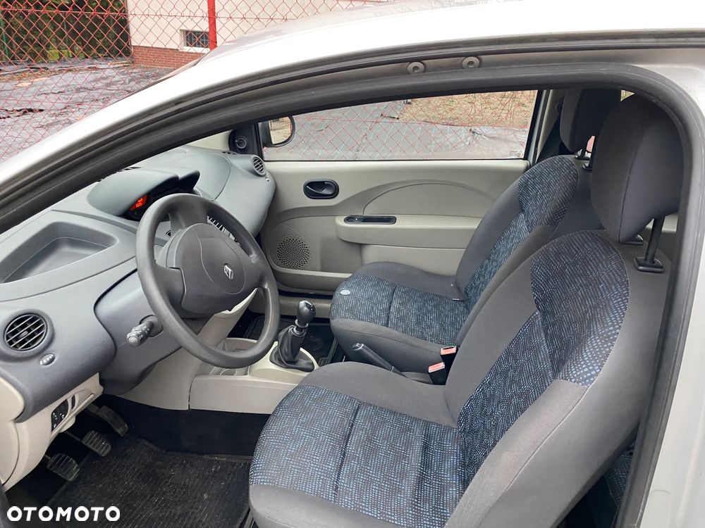 Renault Twingo 1.2 60 Authentique - 3