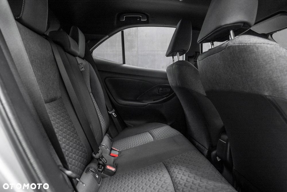 Toyota Yaris Hybrid 1.5 Active - 13