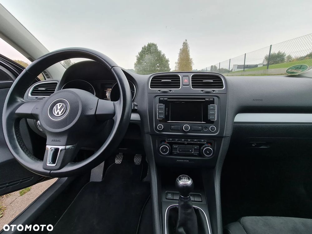 Volkswagen Golf 2.0 TDI DPF 4Motion Highline - 14