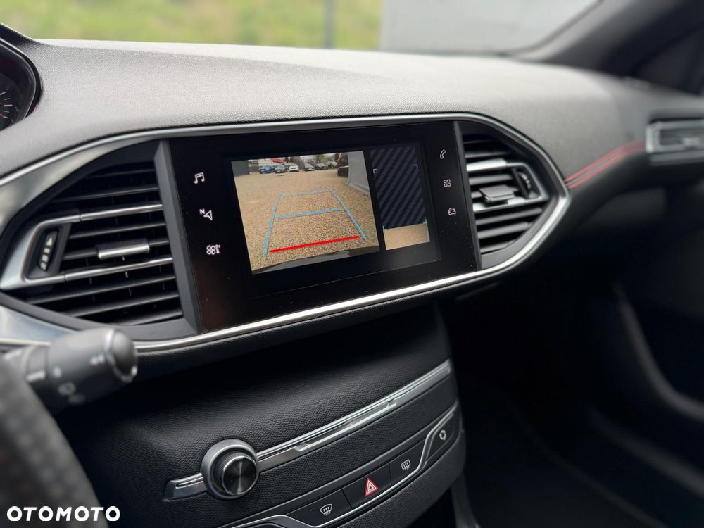 Peugeot 308 BlueHDi 180 EAT6 GT - 29
