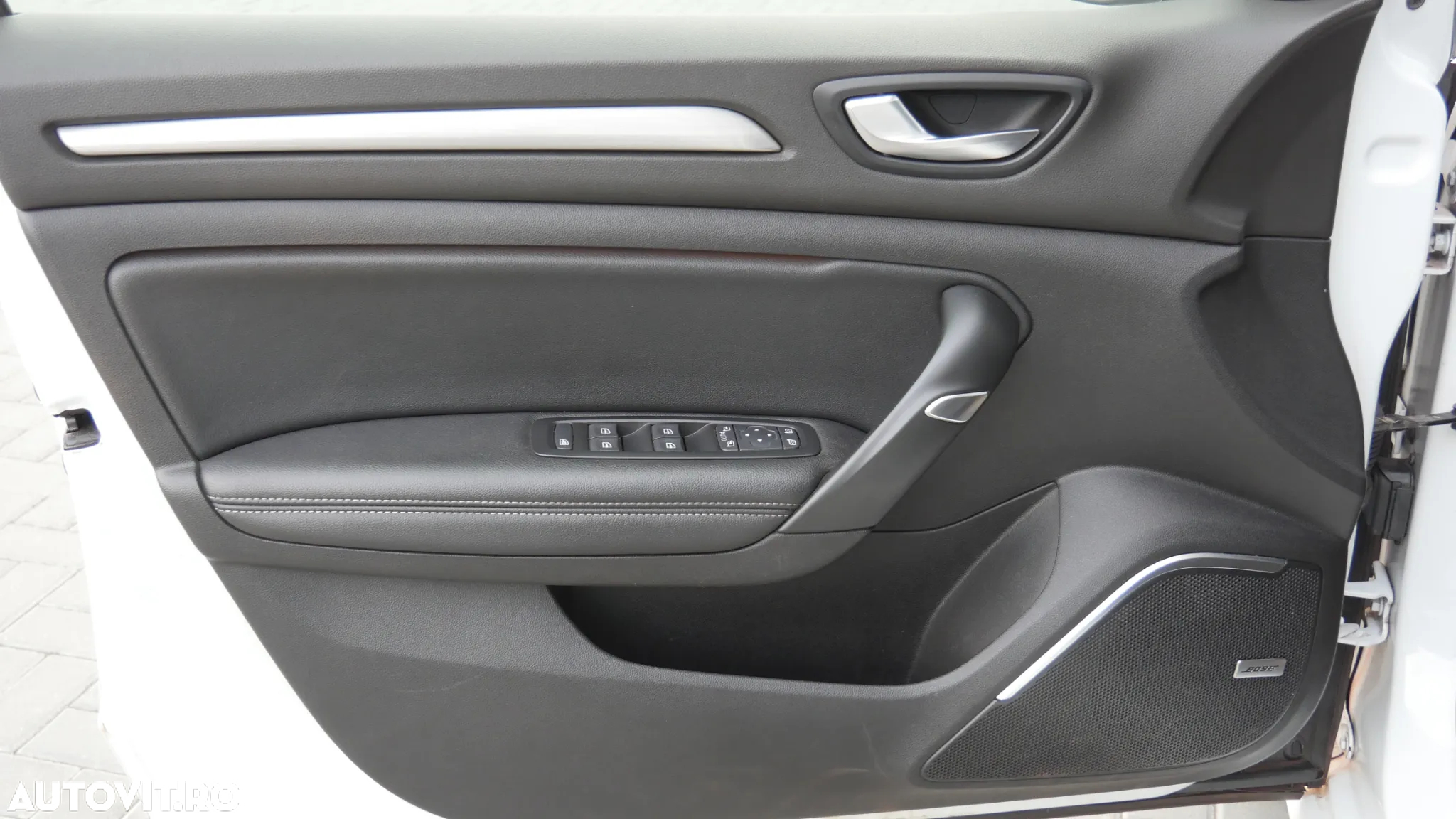Renault Megane Grandtour TCe 140 GPF BOSE EDITION - 6