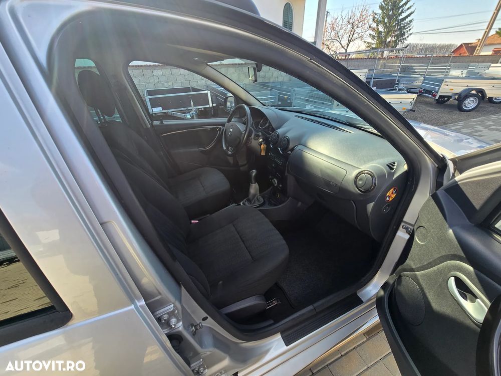 Dacia Duster 1.6 16V 4x2 Essentiel - 13