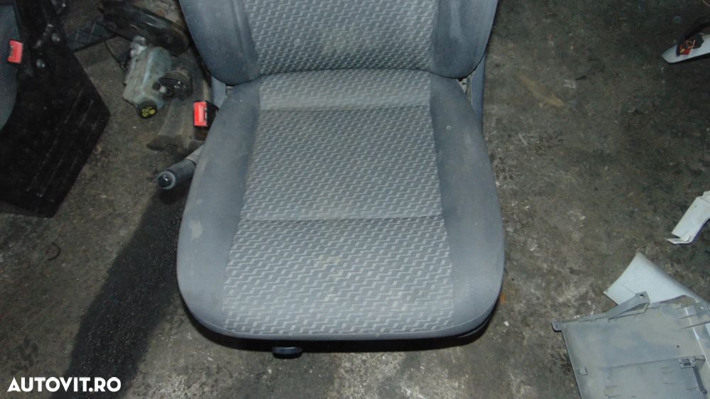 Scaun sofer VW T5 an 2013 - 2