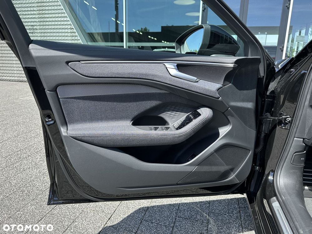 Audi A6 - 12