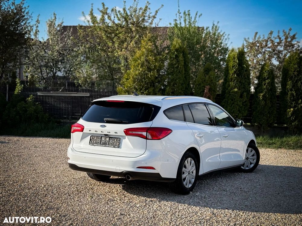 Ford Focus 2.0 EcoBlue ST-Line - 4