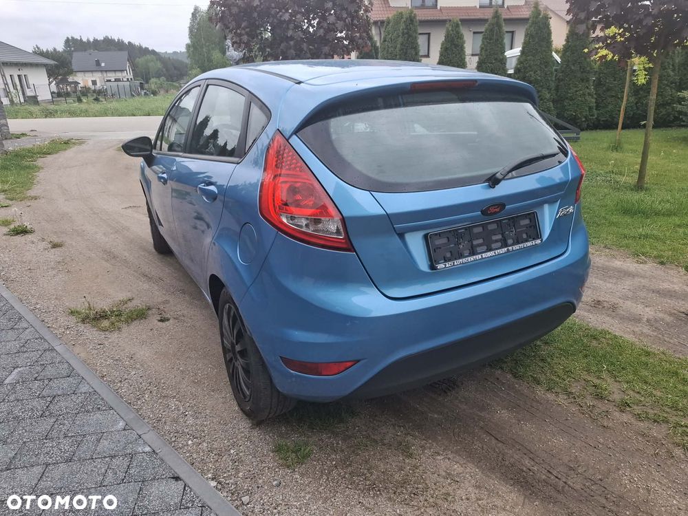 Ford Fiesta - 5