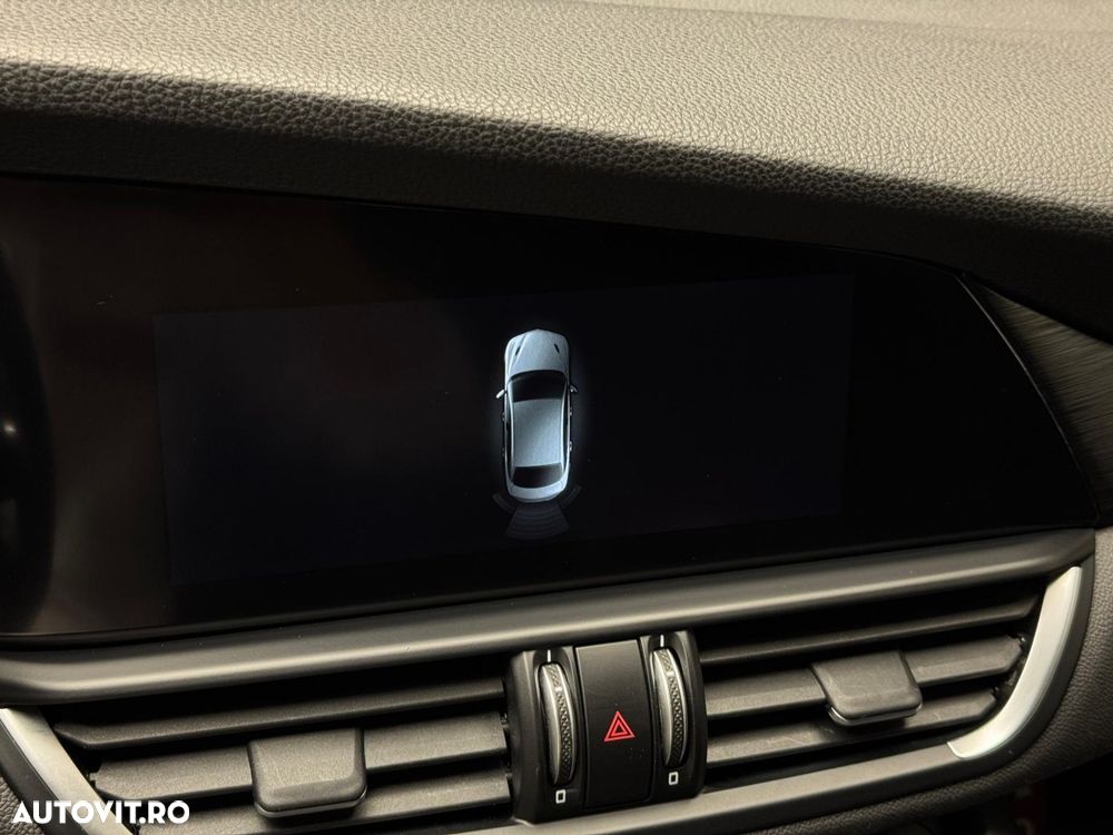 Alfa Romeo Giulia 2.2 JTDM Aut. Super - 17