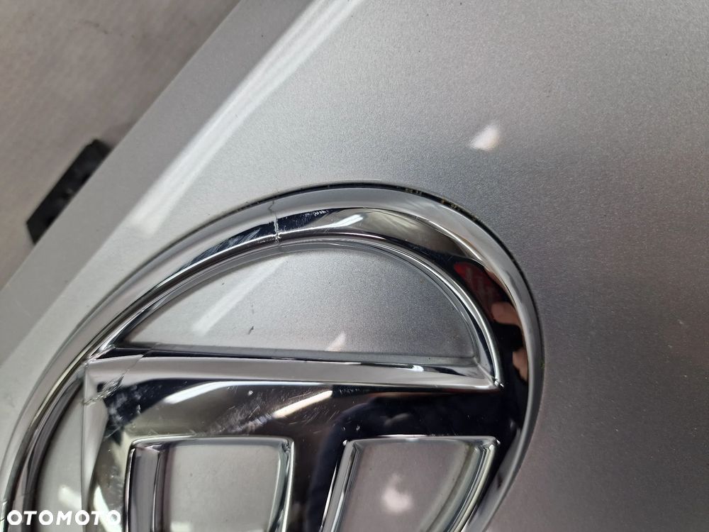 MAXUS EV30 E DELIVER 3 LOGO / KLAPKA ŁADOWANIA / GNIAZDO / GRILL PRZEDNI PRZÓD , NR AUKCJI GL762 - 7