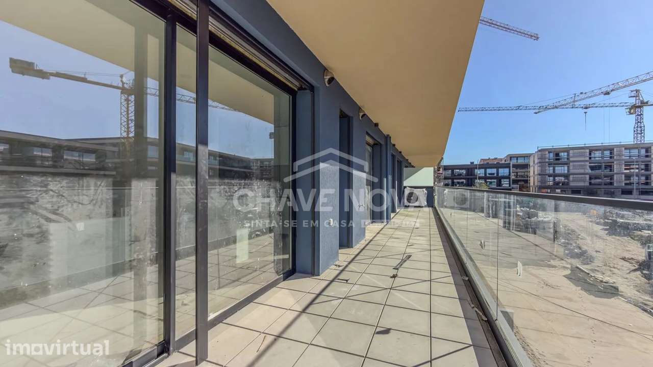 Apartamento T3 Novo c/ Lugar de Garagem Duplo na Madalena - Grande imagem: 3/24