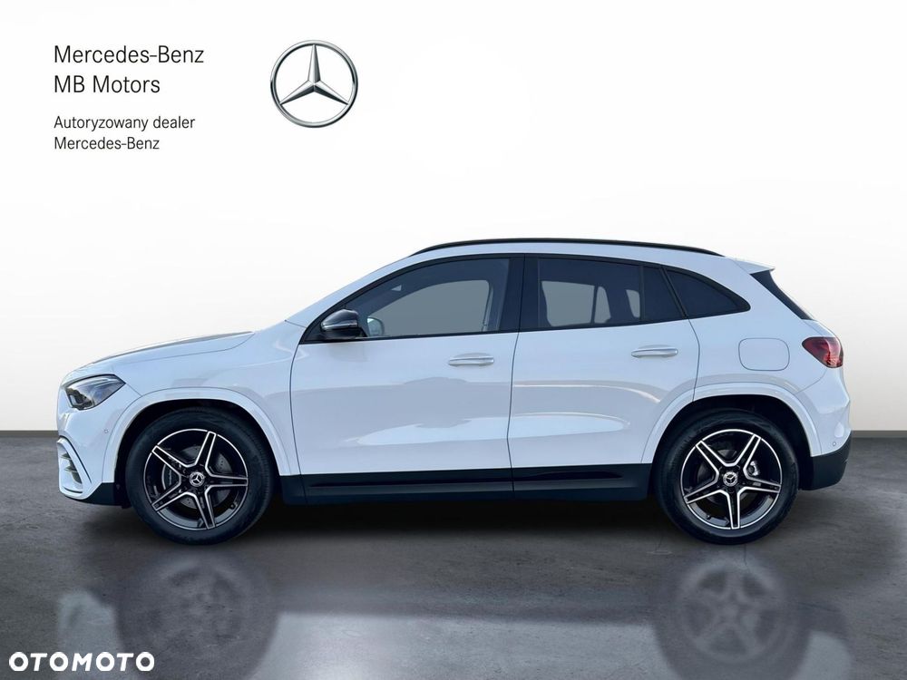 Mercedes-Benz GLA 200 AMG Line - 3
