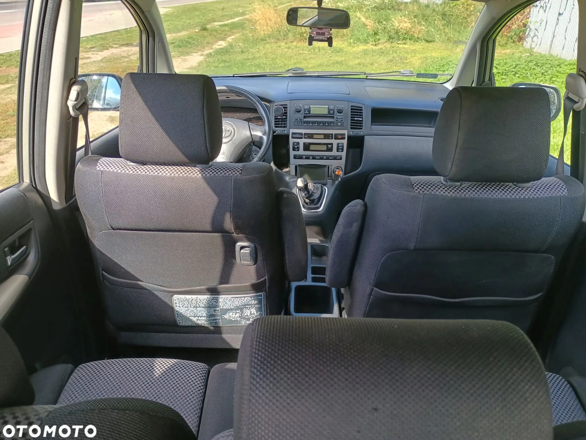 Toyota Corolla Verso 1.6 Terra - 8