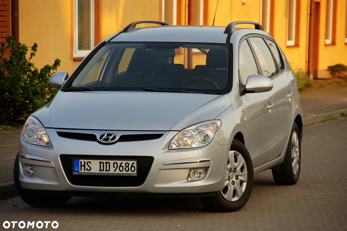 Hyundai i30 1.6 CRDi Premium - 4