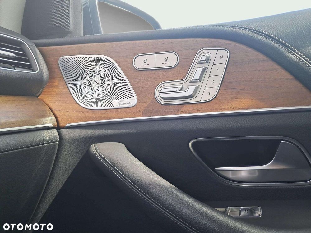 Mercedes-Benz GLE - 12