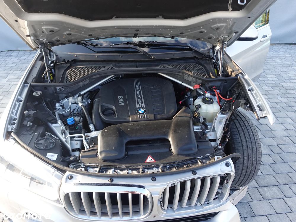 BMW X5 xDrive40d - 11