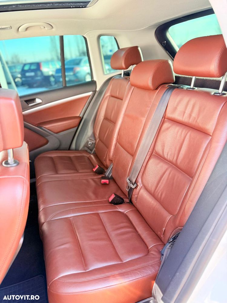 Volkswagen Tiguan 2.0 TDI DSG 4Mot Highline - 12