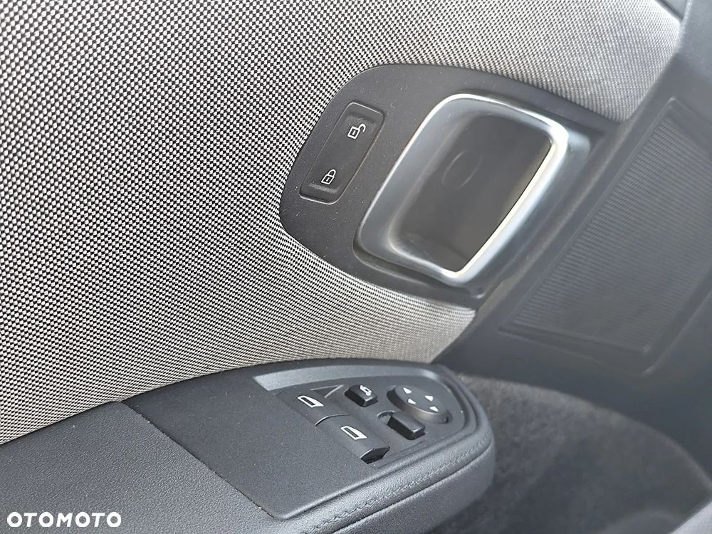BMW i3 120 Ah - 25