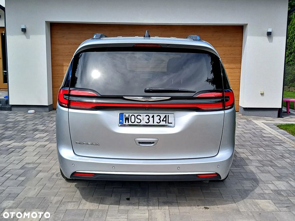 Chrysler Pacifica - 7