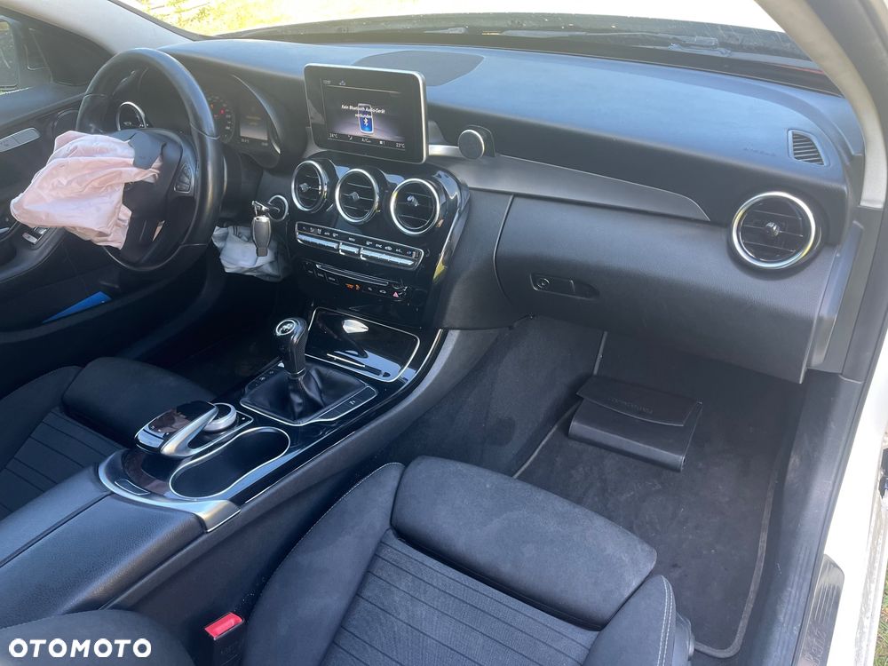 Mercedes-Benz Klasa C 200 (BlueTEC) d T Avantgarde - 16