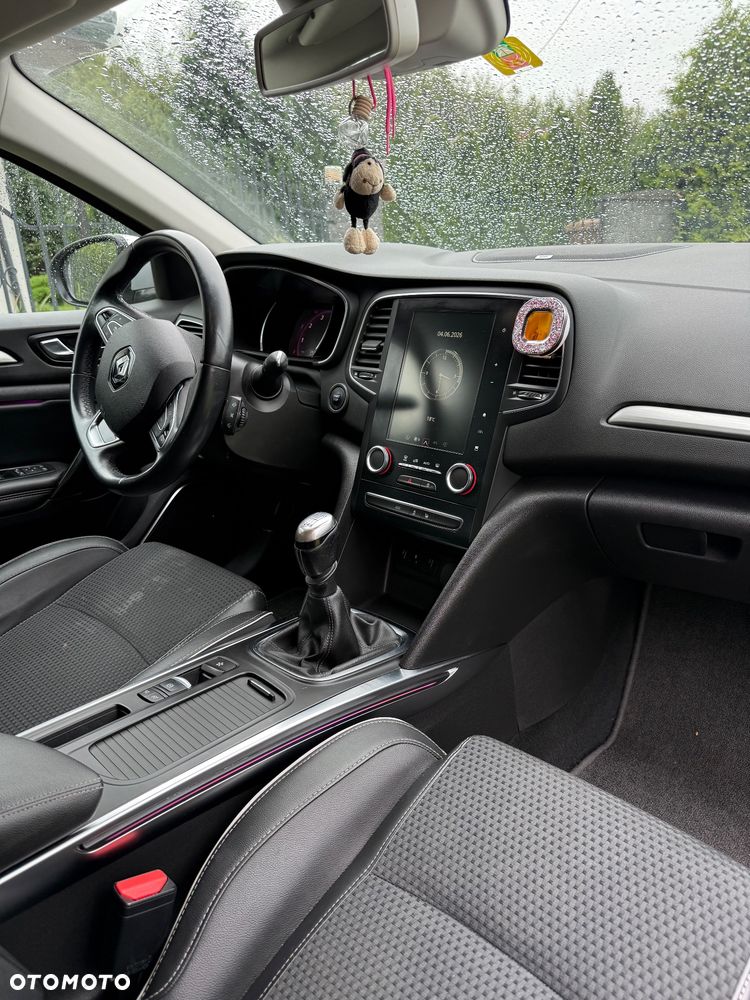 Renault Megane 1.2 Energy TCe Bose - 8