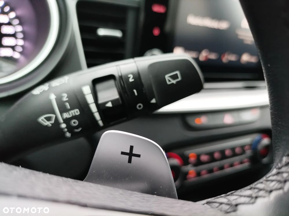 Kia XCeed 1.5 T-GDI M DCT - 13