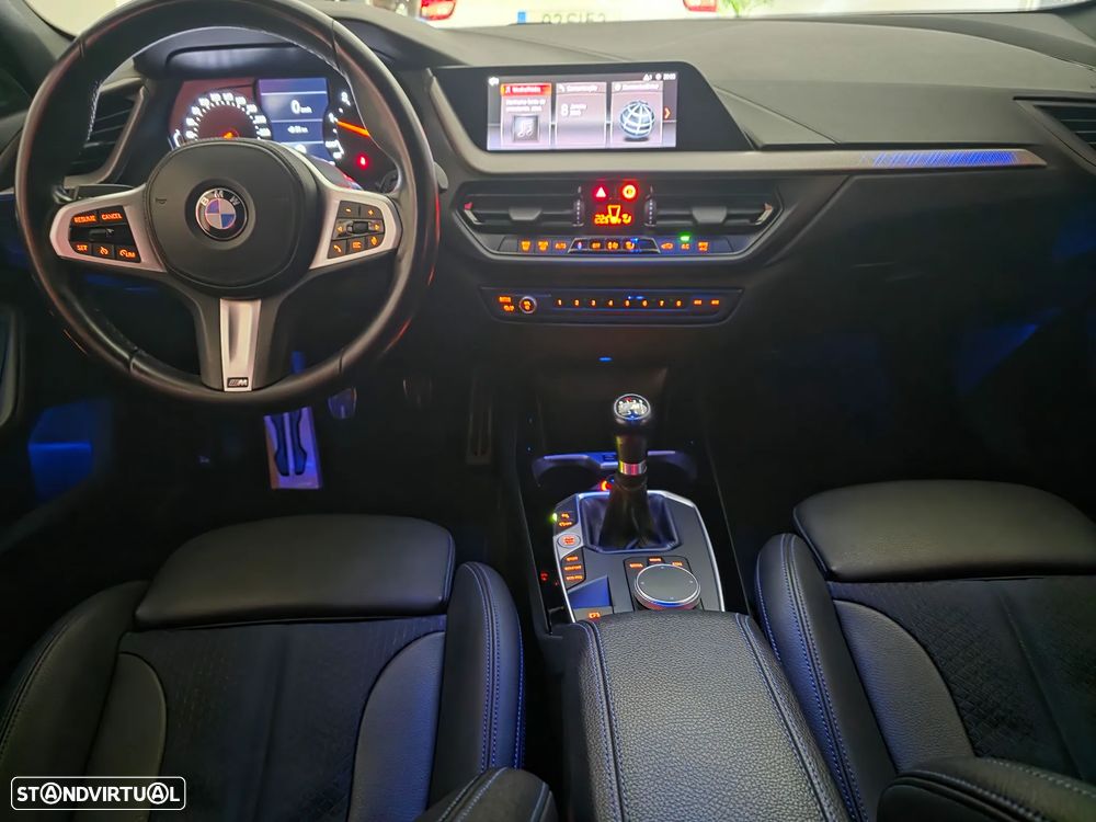 BMW 116 d Pack Desportivo M - 35