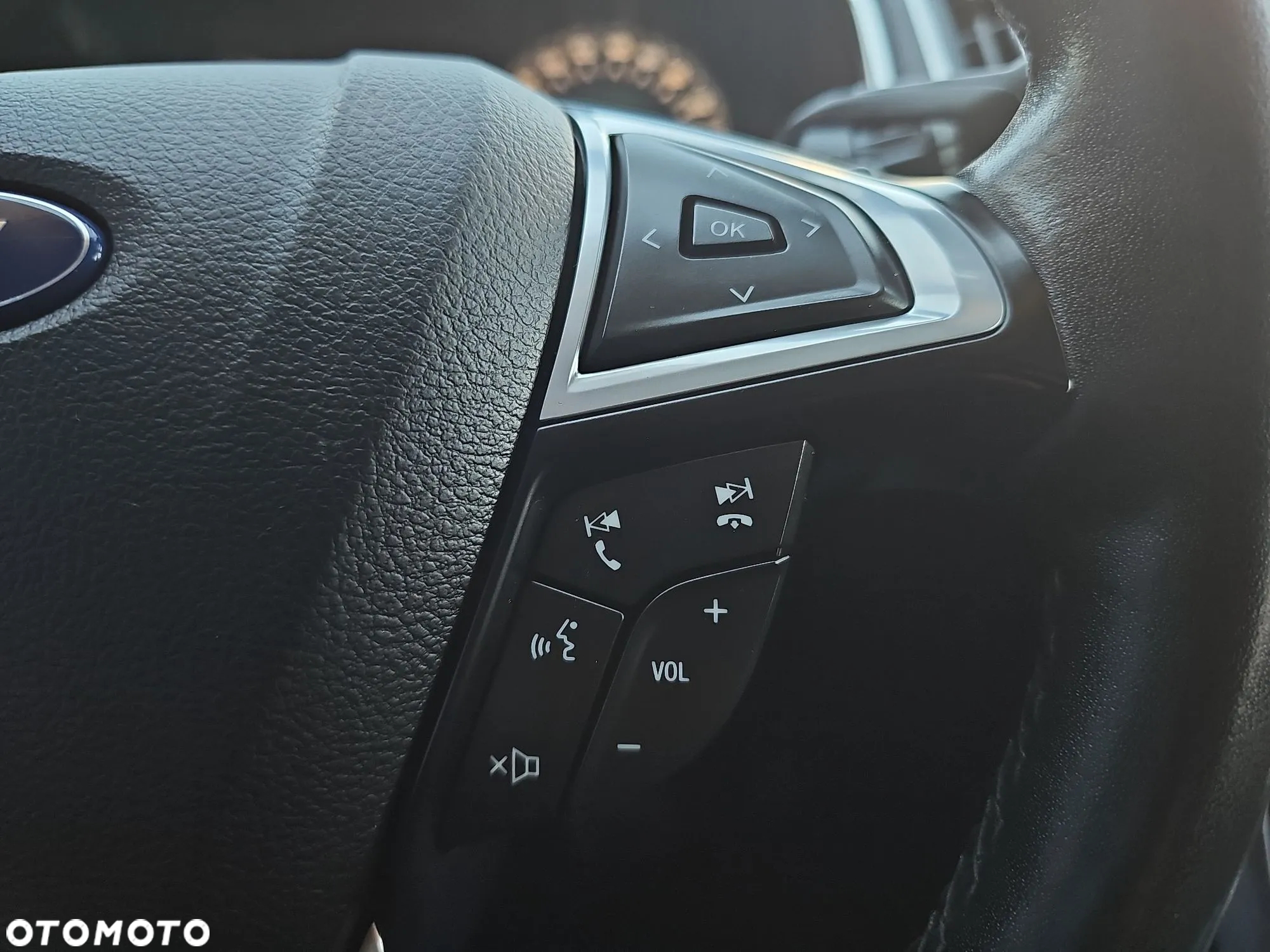 Ford S-Max 2.0 TDCi Titanium PowerShift - 15