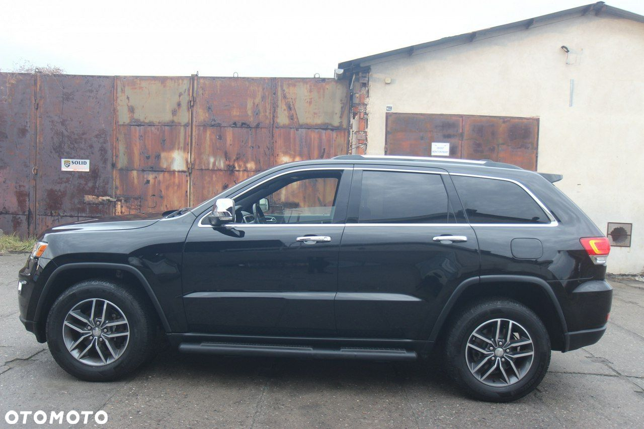Jeep Grand Cherokee - 9