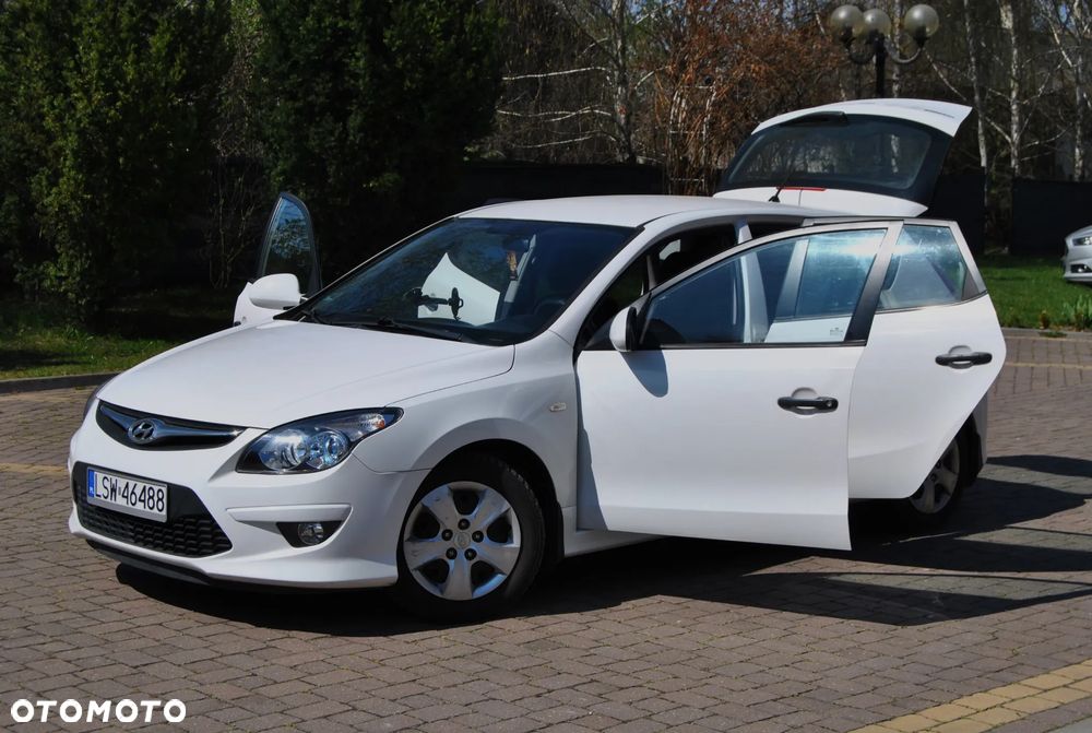 Hyundai i30 1.6 Comfort - 18